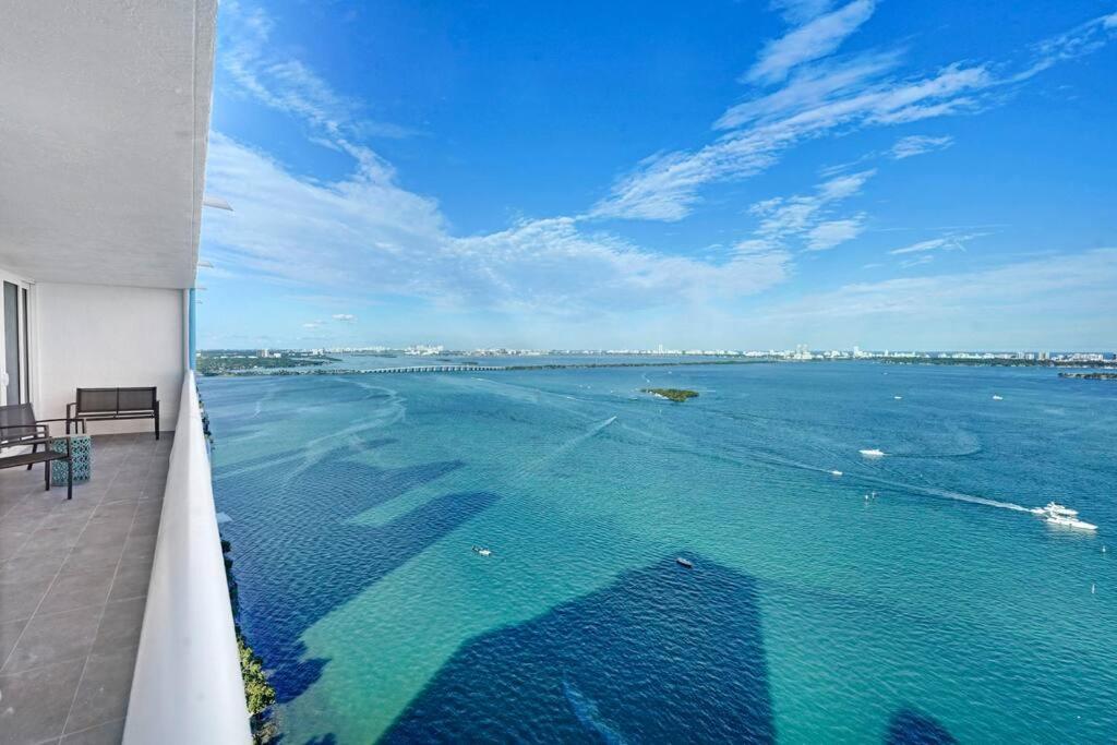 Appartement The Audrey! Penthouse With Direct Water Views! à Miami Extérieur photo